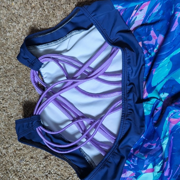 Simone! GK like new leotard - Picture 3 of 5